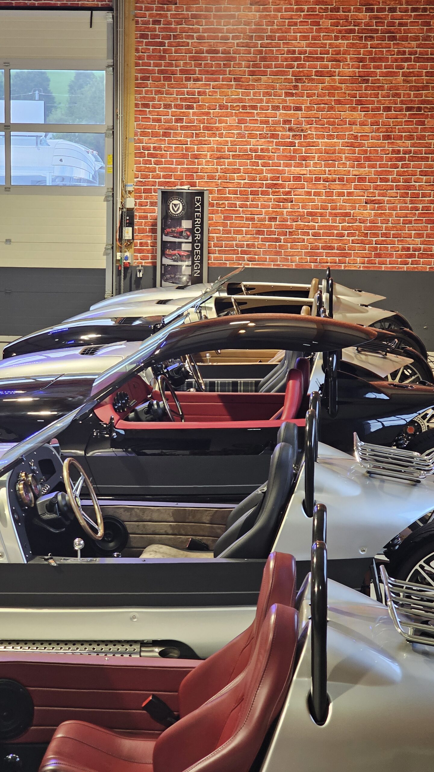 Vanderhall Venice