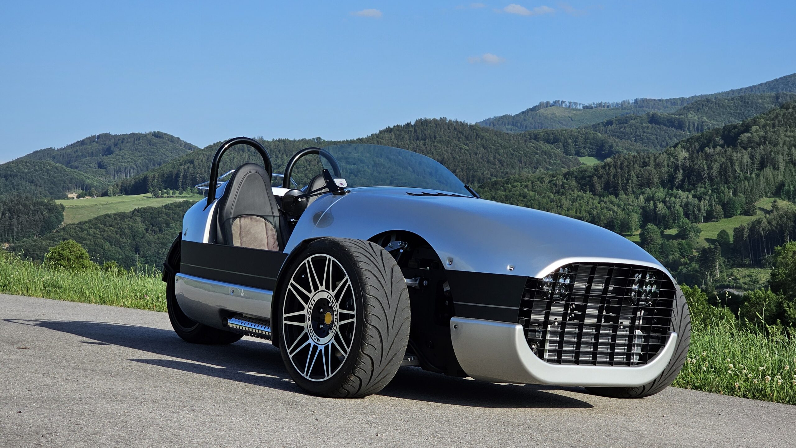Vanderhall Detail